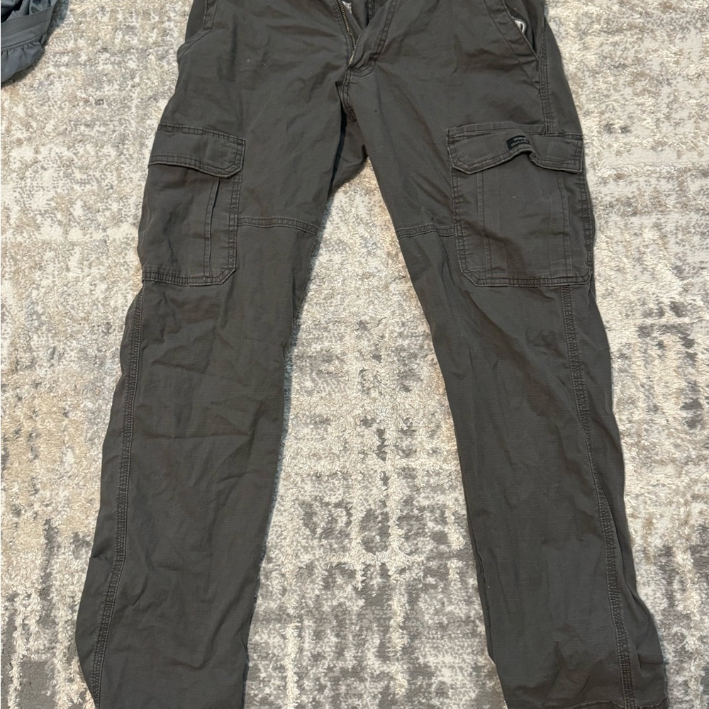 Wrangler Men's Dark Cargo Pants